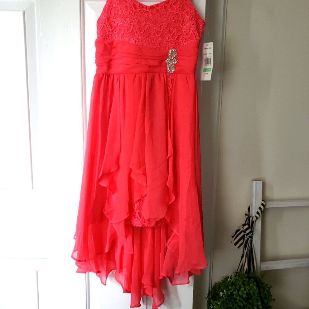 Girls bnwt coral color dress
